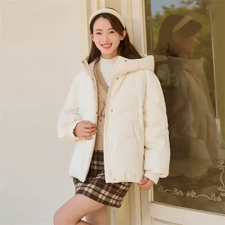 坦博尔2023年新款羽绒服女短款连帽廓形时尚保暖外套冬TB233382商品大图