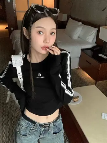 辣妹黑色长袖打底衫女早春新款修身显瘦内搭外穿短款T恤上衣潮ins商品大图