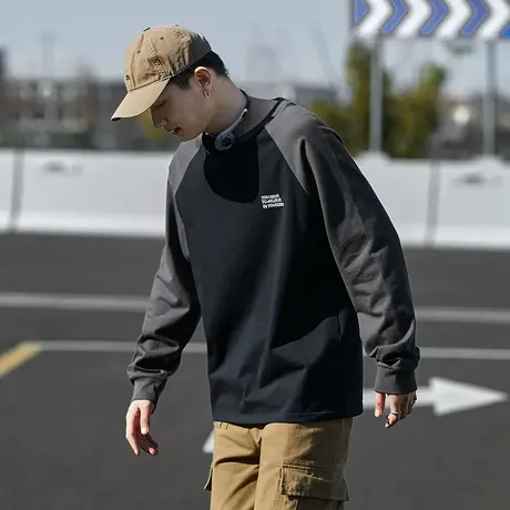 唐狮春秋新款长袖T恤男撞色拼接圆领宽松上衣插肩袖打底衫潮tTMTA图片