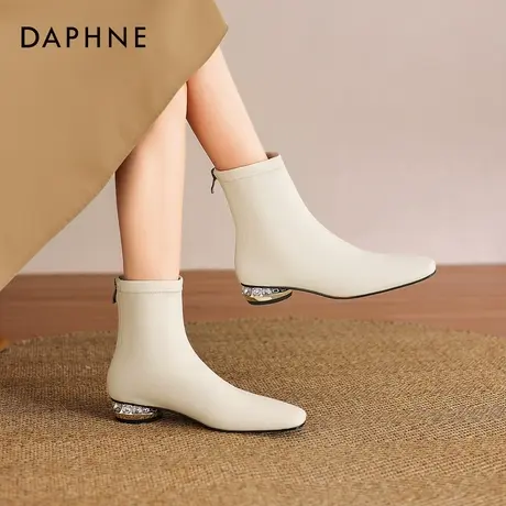 达芙妮白色马丁小短靴2026新款秋冬女士女款高级感瘦瘦皮靴女靴子商品大图