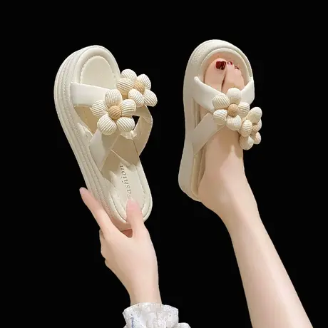 2024新款网红超火小众高级感凉拖鞋女夏季外穿时尚厚底百搭配裙子图片