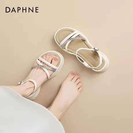 达芙妮米色凉鞋外穿女2026新款春夏季气质一字带水钻罗马沙滩凉鞋图片