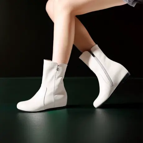 真皮靴子女2023新款秋冬季圆头短靴米白色马丁靴百搭内增高中筒靴图片