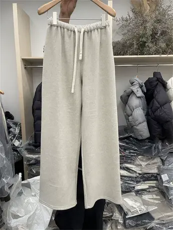 高级感灰色直筒阔腿加绒毛巾裤女冬季百搭宽松自然腰垂感休闲长裤图片