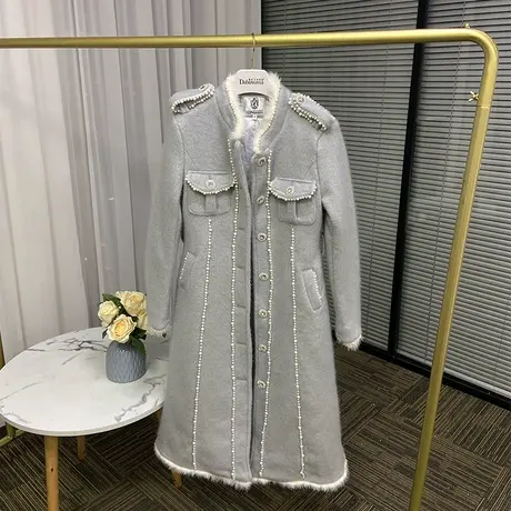 【直播】粉红大布娃娃气质钉珠长款大衣图片