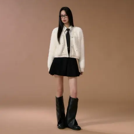 othermix 仿水貂毛毛衣外套女2023秋冬新款钉珠设计感V领针织开衫图片