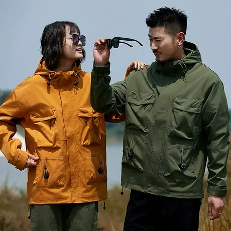 男士高端潮牌户外登山宽松工装连帽冲锋衣外套秋冬季防风防水夹克商品大图