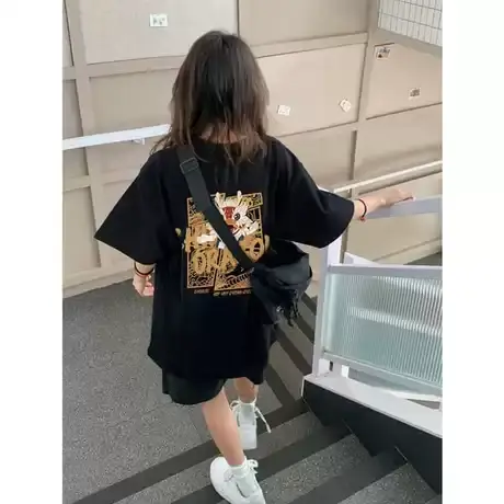 纯棉美式小众撞色五分短袖t恤女夏季新款潮流半袖正肩显瘦上衣ins图片