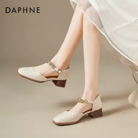达芙妮包头凉鞋女2026新款春夏一字带法式复古方头粗跟不累脚单鞋图片