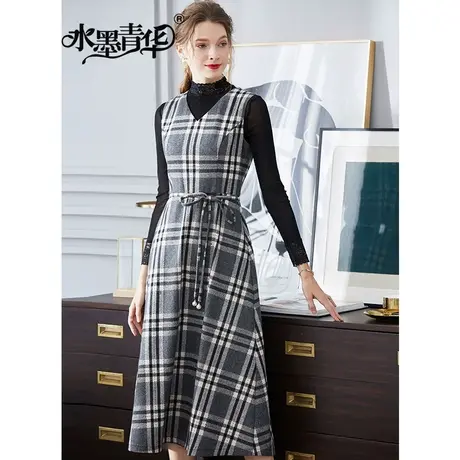 【1件7.9折】冬装新款时尚百搭V领无袖大摆裙简约修身毛呢连衣裙商品大图