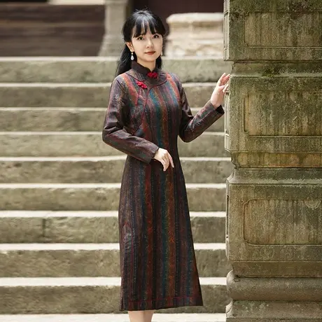 筠雅改良旗袍女秋冬2025年新款年轻款高端气质长袖盘扣新中式女装图片