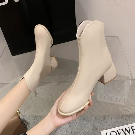 靴子女2023新款韩版超火白色圆头粗跟短靴女秋冬季法式高跟瘦瘦靴图片