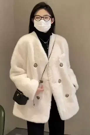 2023秋冬季新款仿貂皮短款V领皮毛一体仿水貂毛绒皮草毛毛外套女图片