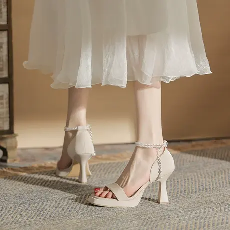 防水台露趾凉鞋女2023年夏季新款水钻一字带气质仙女风细跟高跟鞋商品大图