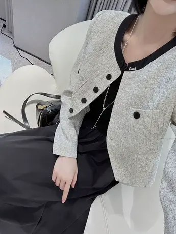 时尚洋气气质百搭小香外套女2023秋季新款圆领设计感御姐短款上衣图片