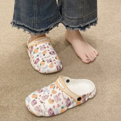 踩屎感洞洞鞋女夏季网红外穿可爱小熊厚底两穿防滑沙滩包头凉拖鞋图片