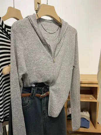 绵羊毛 短款拉链连帽显瘦针织衫女秋装新款长袖小个子开衫上衣服图片