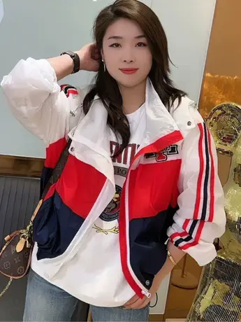 欧货又美又飒撞色拼条棒球服外套女春秋短款休闲连帽防晒冲锋上衣商品大图