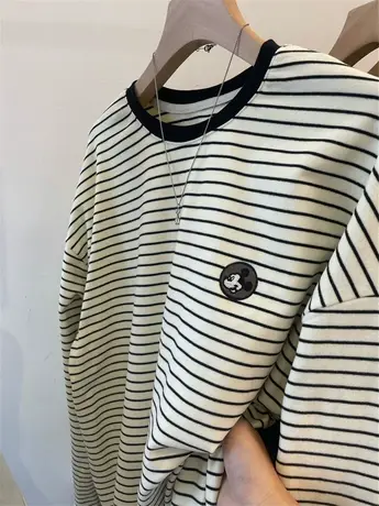 自带小暖炉！云朵手感 磨毛绒条纹刺绣米奇长袖T恤女中长款打底衫商品大图