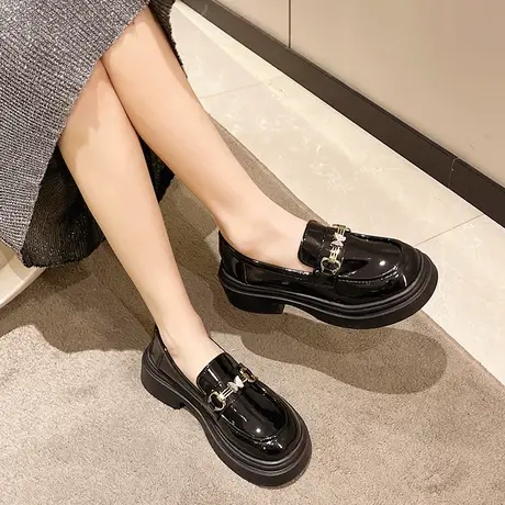 2023年春秋新款漆皮金属扣英伦风小皮鞋女乐福鞋小众百搭法式单鞋商品大图