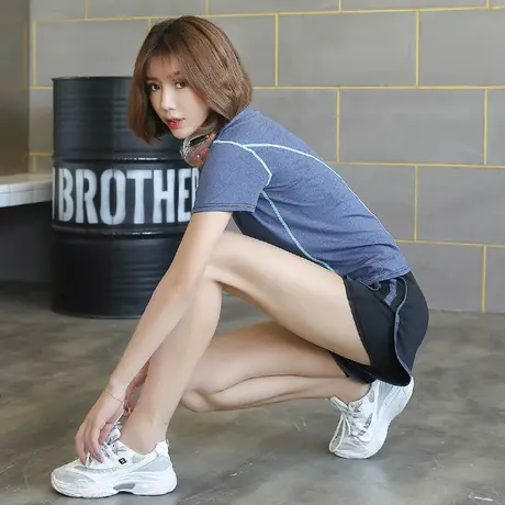运动短裤女夏季薄款大码速干跑步瑜伽健身套装高腰休闲裤子防走光商品大图