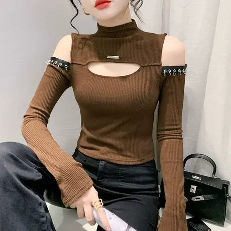 时尚加厚秋冬镂空上衣性感露肩铆钉拼接T恤女长袖洋气修身打底衫商品大图