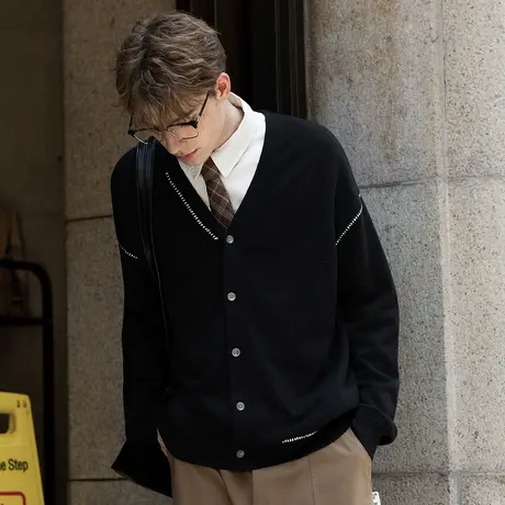 唐狮2024秋冬新款男士毛衣针织开衫复古车明线撞色休闲TMTA图片