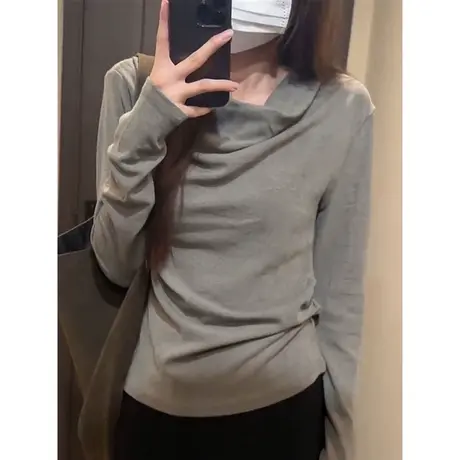 灰色德绒保暖长袖T恤女冬季修身显瘦内搭打底衫韩版洋气减龄上衣图片