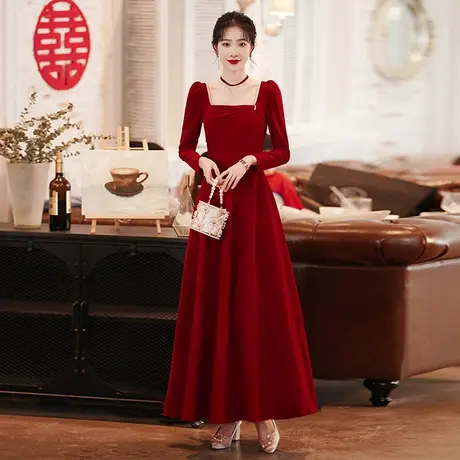 敬酒服新娘2023新款秋季丝绒长袖结婚礼服简单大气红色晚礼服长款图片