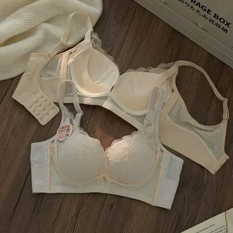 小胸聚拢内衣调整型上托收副乳女士胸罩无钢圈防下垂蕾丝文胸套装商品大图