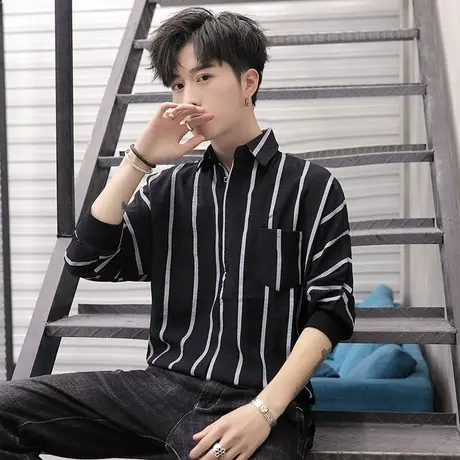 2023男士夏季港风蝙蝠袖T恤衬衣潮流男装宽松半袖打底衫上衣图片