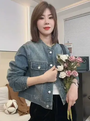 时髦新款水洗做旧牛仔圆领短款外套女小个子显瘦上衣夹克2023春秋图片