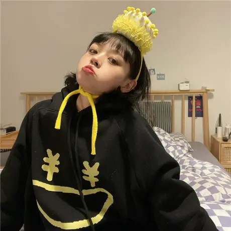 红续搞怪笑脸加绒加厚连帽卫衣女情侣款简约百搭bf风外套2023新款图片