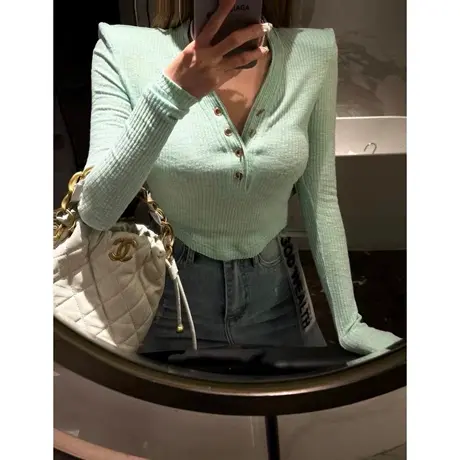 韩国东大门2023春季新款韩版洋气V领纯欲修身显瘦内搭短款T恤女商品大图