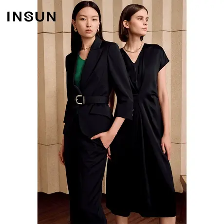 INSUN恩裳夏季弹力修身撞色西装外套图片