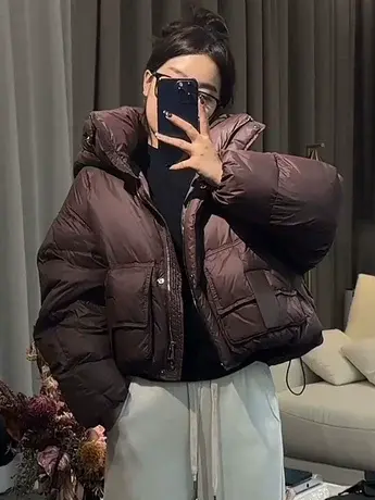 韩版短款连帽羽绒服女2023冬季新款时尚白鸭绒保暖加厚面包服外套图片