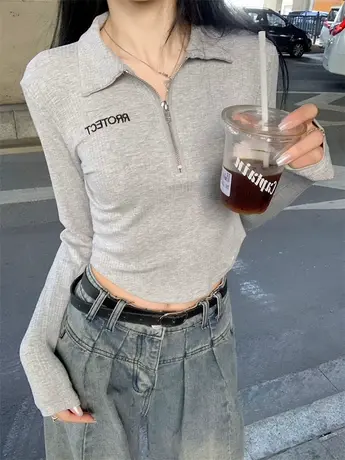 polo领T恤女秋季2023新款复古修身显瘦字母印花拉链短款长袖上衣图片