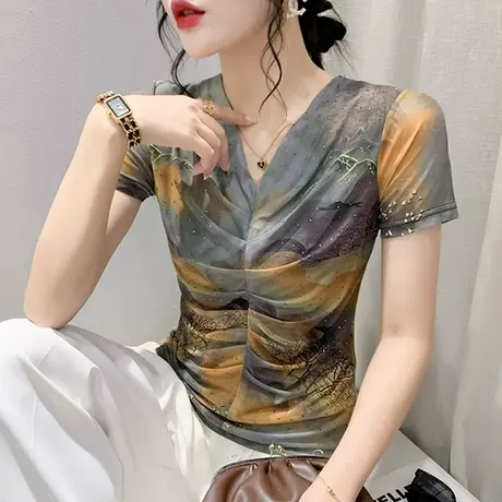 欧货性感网纱短袖T恤女气质减龄V领小衫漂亮拼色印花上衣修身半袖图片