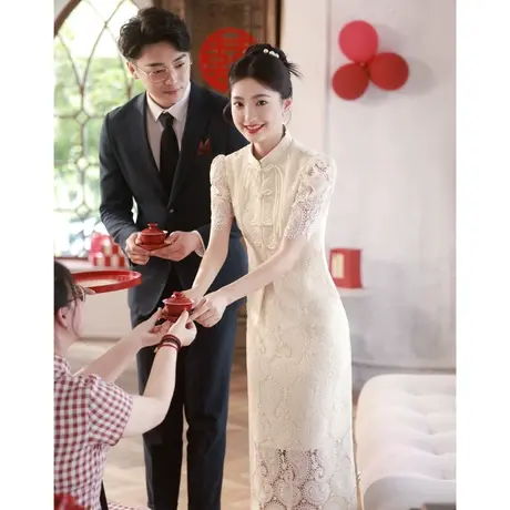 白色蕾丝旗袍敬酒服2024新款新娘登记领证小白裙订婚礼服女连衣裙图片