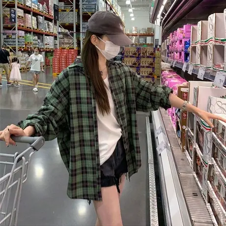 格子衬衫女秋冬宽松韩版设计感小众上衣法式别致长袖衬衣开衫外套图片
