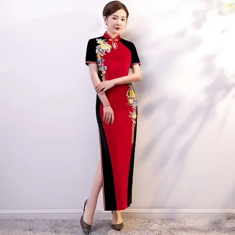 旗袍走秀2024春秋款绣花丝绒高端合唱团长款七分袖演出服婚宴礼服图片