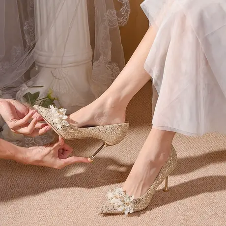 结婚鞋女新娘鞋秀禾主婚纱两穿2025年新款春季香槟色高跟鞋不累脚图片