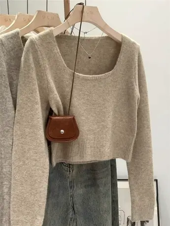 方领毛衣打底衫女内搭秋冬2023新款法式掐腰锁骨洋气u领短款上衣图片