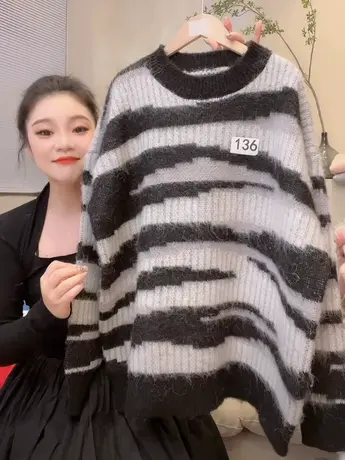 复古设计感条纹毛衣女秋冬新款时尚休闲宽松显瘦针织长袖百搭上衣图片