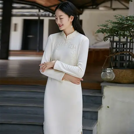 素飞改良旗袍年轻款新款春季季蕾丝拼接中式民国风复古刺绣连衣裙商品大图