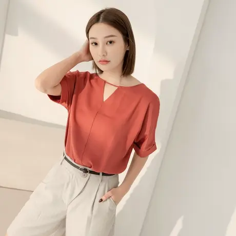 桔熊夏季通勤纯色V领不规则下摆短袖收腰中长款上衣女大码AB16999商品大图