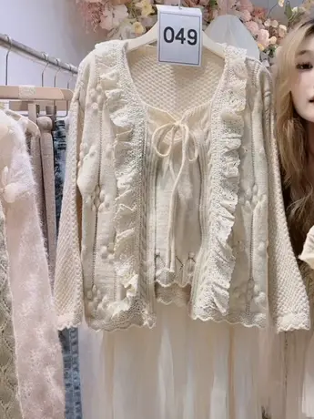 奶系设计感系带针织衫秋冬韩版宽松减龄木耳边两件套气质百搭上衣图片