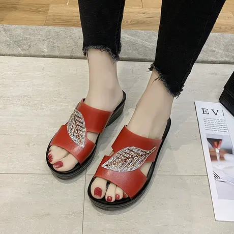 中跟凉鞋女士夏季外穿妈妈凉拖2023新款软底防滑中年人拖鞋不臭脚图片