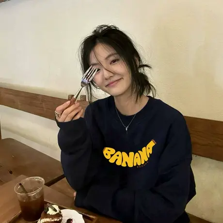 美式黑色圆领卫衣女2025新款薄款秋冬季加绒宽松长袖上衣无帽外套商品大图