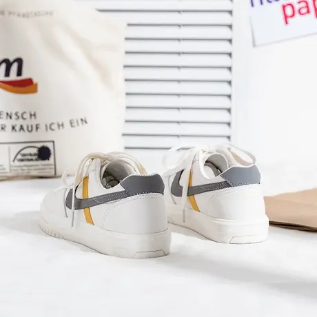 小白鞋女2020新款ulzzang学生百搭春季ins街拍韩版日系休闲板鞋子商品大图